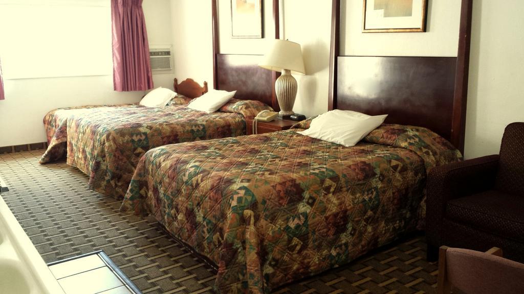 Executive Inn & Suites Лейквью Номер фото