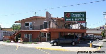 Executive Inn & Suites Лейквью Екстер'єр фото